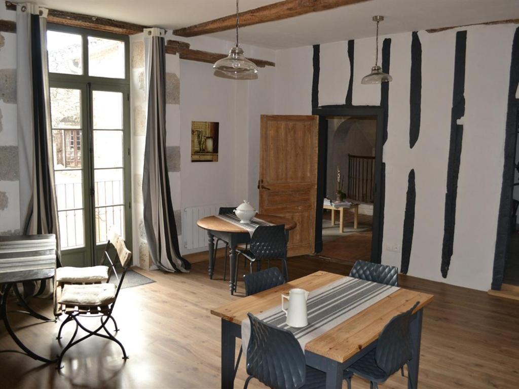 Du Côté de Chez Jeanne Fourcès Exterior foto