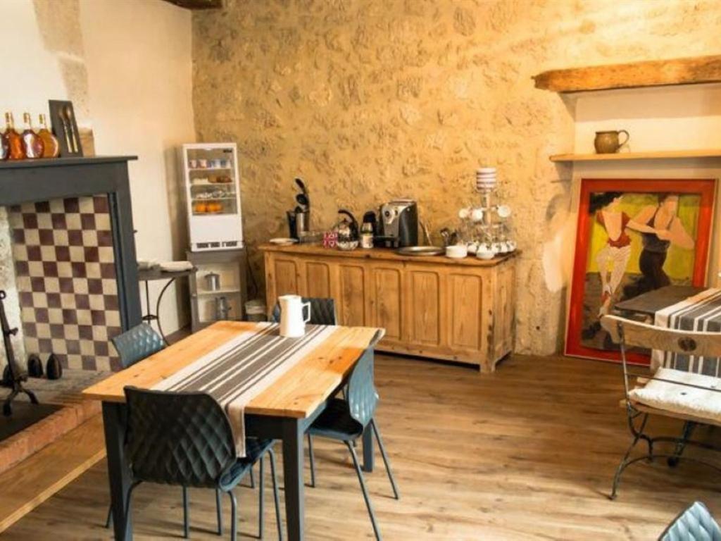 Du Côté de Chez Jeanne Fourcès Exterior foto